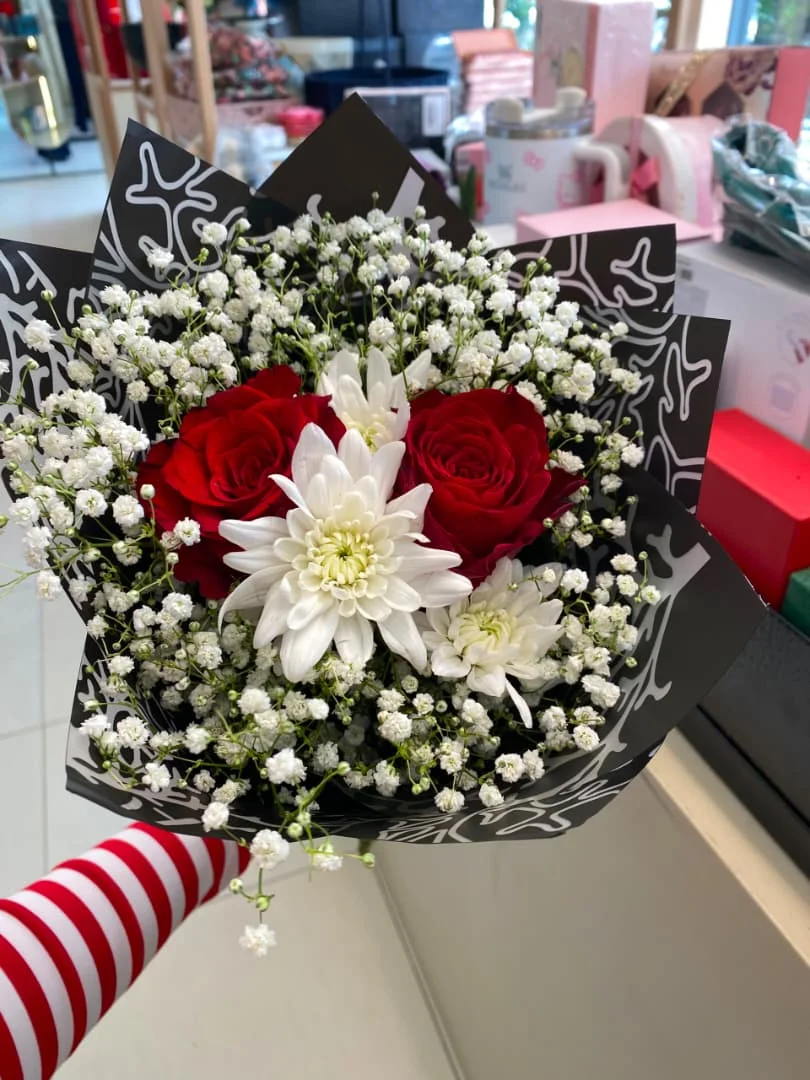 The Signature 5 Bouquet